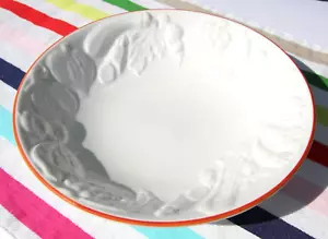 Vintage italienische Nudelschale weiß Keramik Obst geprägt von ESTE Italy Medium 9" - Bild 1 von 8