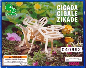 Modelo de rompecabezas de madera CICADA BUG 3D con instrucciones multilingües - Imagen 1 de 3