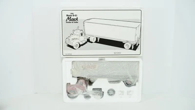 Remolque tractor First Gear 1/34 1960 Mack B-61 Adley Express 19-1299 nuevo G3-2 Foto 1 de 4