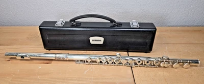 Yamaha YFL-231 Student Flute Silver Plated with Hard Case - Image 1 of 4