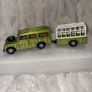 Vintage Corgi Diecast Metal Safari Land Rover Truck 109W.B. & Caged Trailer - Picture 1 of 12