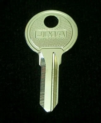 KM9 PEUGEOT KEY BLANK Trunk/GB : 604 1977-83, 505 75-91, Misc. Models 1965-1979 - Image 1 of 3