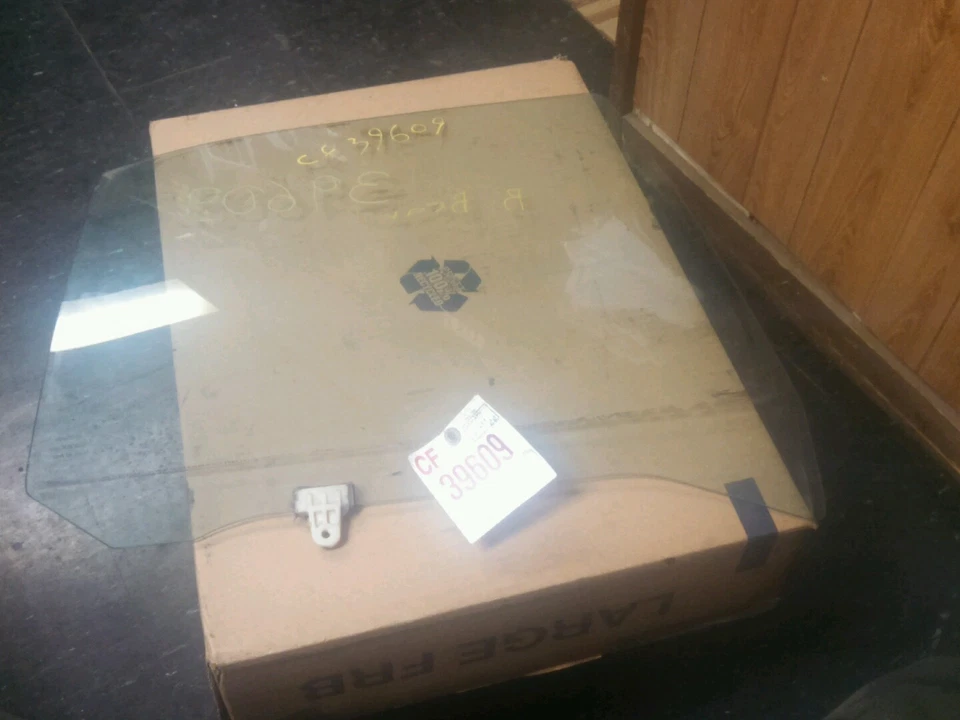 Nissan Altima 1998 1999 2000 2001 ventana puerta cristal ventana trasera derecha Foto 1 de 1