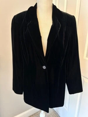 VINTAGE-90'S~STYLE & CO~SIZE 10 PETITE~BLACK VELVET JACKET-COAT-BLAZER~10P - Image 1 of 4