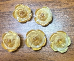 Botones 5 Flores Amarillo Brillante Vástago Trasero 7/8" Coser Artesanal - Imagen 1 de 9