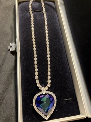 Huge Platinum White Metal Titanic Heart of the Ocean Purple Rhinestone Necklacea - Image 1 of 4