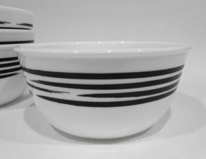 ❤️ 1 Corelle BLACK Brushed STROKES 28-oz SUPER SOUP BOWL Cereal Chili Onyx - Picture 1 of 2
