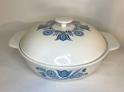 Prizer Ware Cast Iron Enamel Casserole w/ Lid 1 Qt Blue Tulips Handles. EB30 - Image 1 of 4
