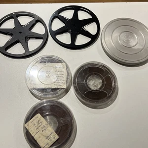 8 MM PELÍCULAS CASERAS ERA SEGUNDA GUERRA MUNDIAL ESTUCHE METÁLICO CARRETE PELÍCULA DE COLECCIÓN RARO y otros - Imagen 1 de 7