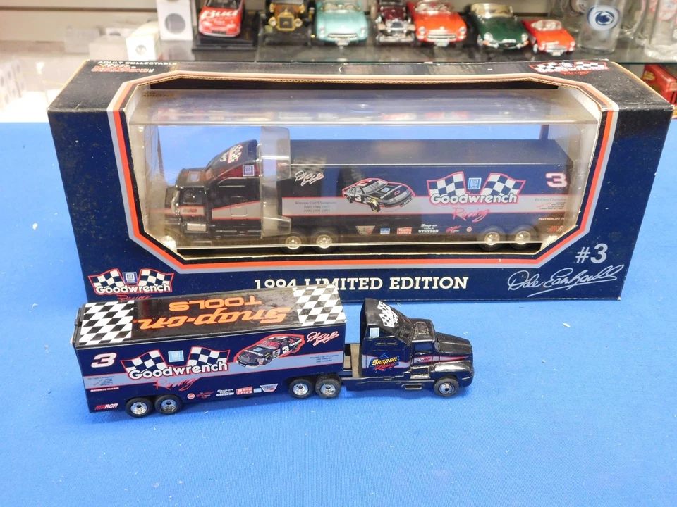 Nascar Dale Earnhardt Racing Champions 1:64 Racing Team Transporter Goodwrench + Foto 1 de 4