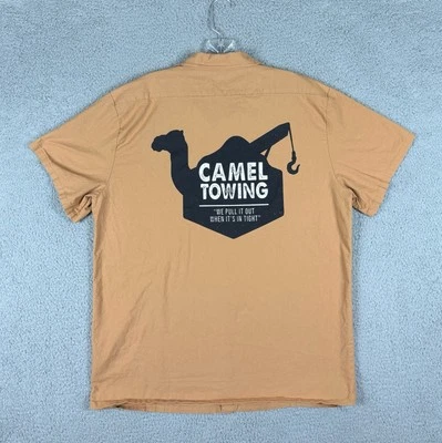 Рубашка мужская Spirit для Хэллоуина большая бежевая буксировка верблюд юмор механик вечеринка Frat - Изображение 1 из 4