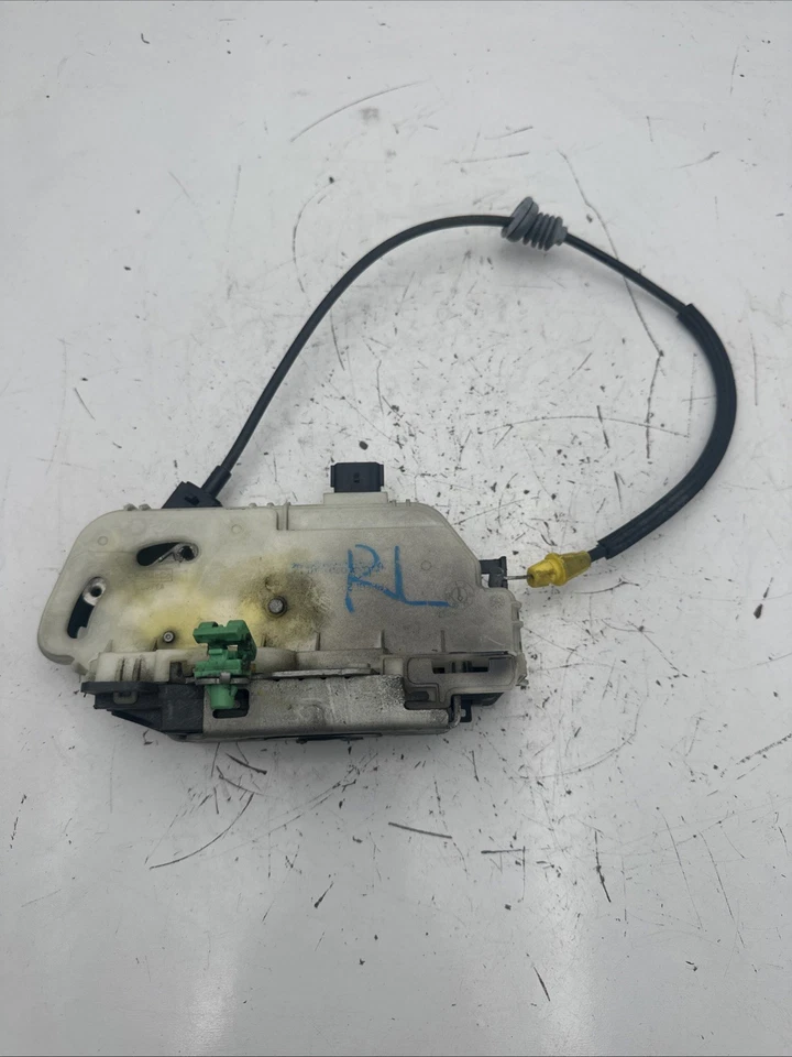 Actuador de pestillo de cerradura de puerta trasera izquierda Ford Flex 09-19 OEM Foto 1 de 4