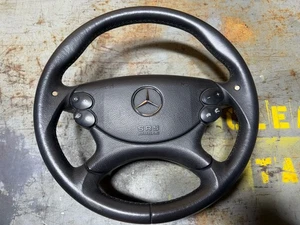 03-09 Volante Mercedes R230 SL550 SL55 CLK550 con palancas de cambio negro OEM - Imagen 1 de 24