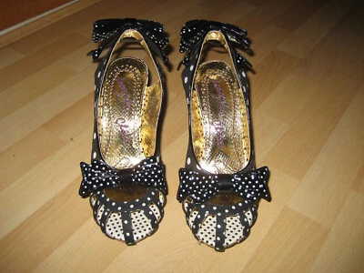 Irregular Choice Aphrodite Black/White SlingBack Heels EU 40 UK  7 boxed - Image 1 of 4