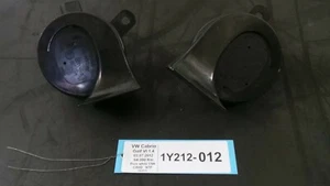 Y212-012 VW Golf 6 VI bocina fanfarria Hochton Tiefton juego de bocinas 5K7951221 - Imagen 1 de 4