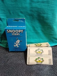 Bandages adhésifs plastiques vintage Cacahuètes Snoopy Strips - Photo 1/5