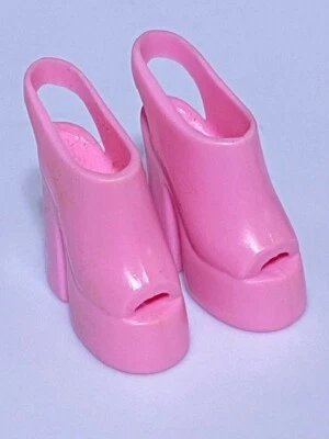 Zapatos de tacón con plataforma punta abierta rosa de los años 90 2000 Foto 1 de 2