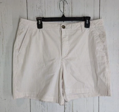 Croft Barrow Size 16 White Tan Stripe Casual Womens Outdoor Summer Khaki Shorts - Image 1 of 4