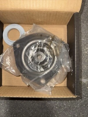 Крепление стойки и подшипник KYB SM5122 для 93–99 INFINITI Nissan I30 Maxima Q45 - Изображение 1 из 3