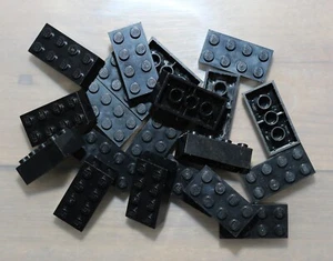 LEGO 3001 Black 2x4 Brick QTY 20 - Picture 1 of 1