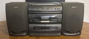 Sony CFD-646 Boombox 3 CD Tape Player Radio & Removable Speakers - Picture 1 of 4