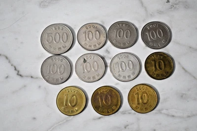 Lot of 11 South Korea Won Coins 10 100 500 Different Dates 1993-2003 - Image 1 of 4