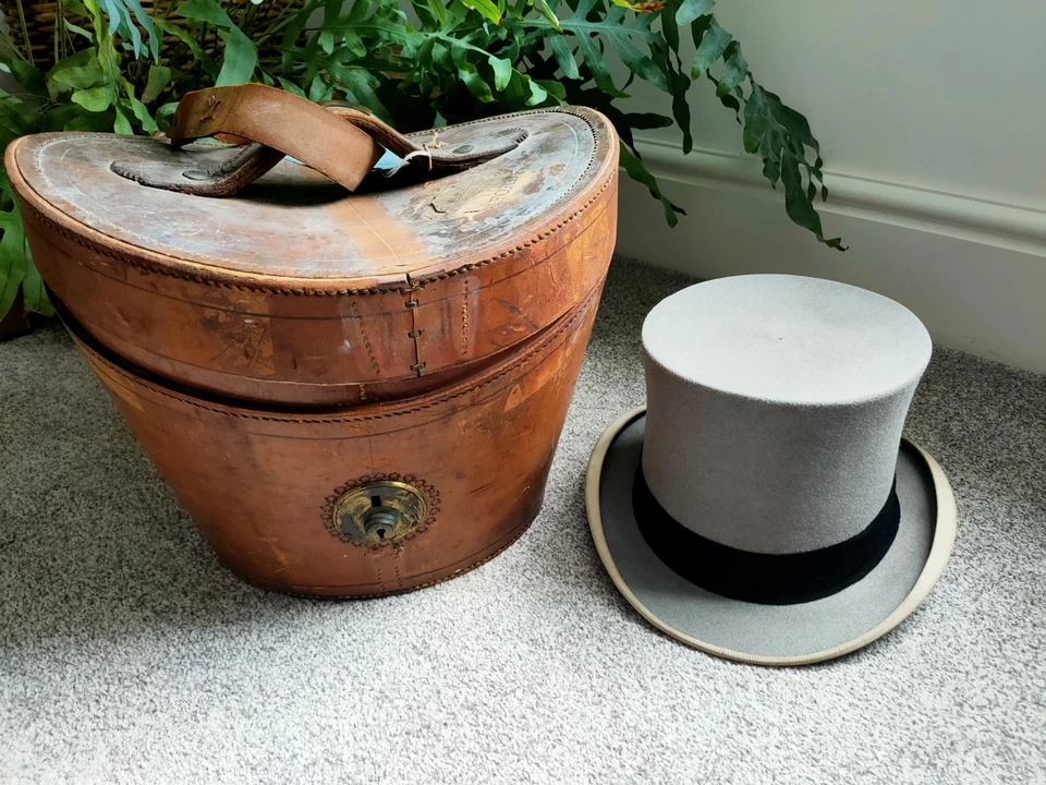 Top hat grey Scott & Co vintage With Leather And Brass Box  - Image 1 of 4