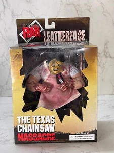 Mezco Cinema Of Fear Leather face Texas Chainsaw Massacre 2008 MIB - Bild 1 von 6