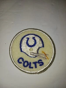 Vintage 1980's 2" Round Colts Patch - Picture 1 of 2