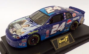 Revell 1/24 Scale RC249935077-2 - 1999 Star Wars/Pepsi Chevrolet Monte Carlo - Picture 1 of 6