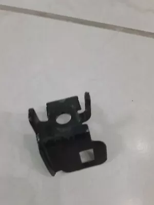 Soporte compresor Chevrolet Impala GM 2014-2018 # 23139809 OEM Foto 1 de 4