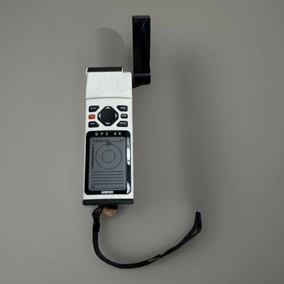 GARMIN MARINE GPS 45 PERSONAL NAVIGATOR - MOBILE HIKING BIKING GEOCACHING - Image 1 of 4