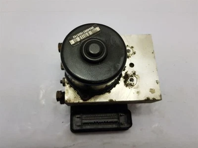 Volvo V70 2005 bomba abs + módulo 2,4 diésel D5244T P30643979 Foto 1 de 4