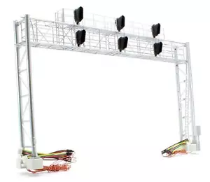 BLMA 'HO' SCALE 4025 MODERN TRIPLE TRACK SIGNAL BRIDGE - Picture 1 of 3
