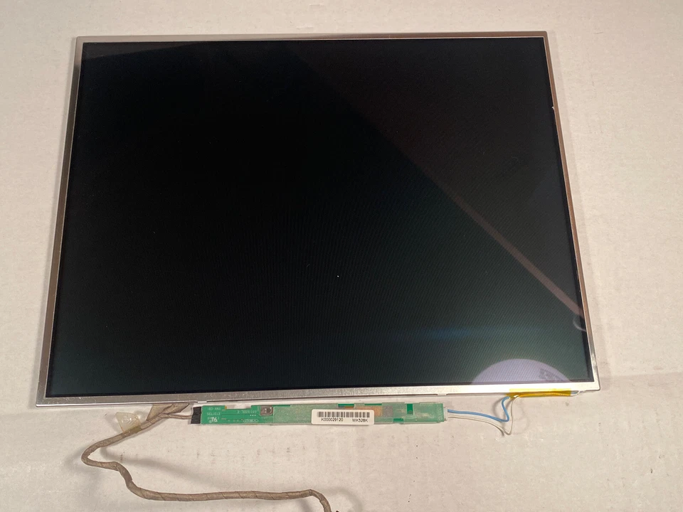 Sharp Toshiba Satellite A85-S10 XGA Laptop Glossy LCD Screen Display LQ150X1LBS2 - Image 1 of 4