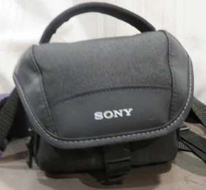 Gebrauchte Sony Carry - Schultertasche Kameratasche 5" x 7" x 5" - Bild 1 von 10