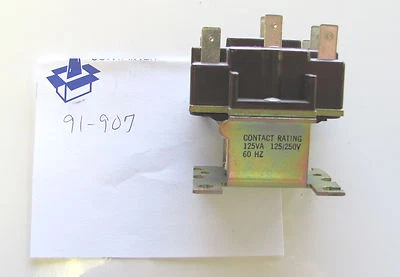 (1x)  3A - 24VAC Coil - DPDT General Purpose Relay - 125VA - Solenoid Action - Image 1 of 3