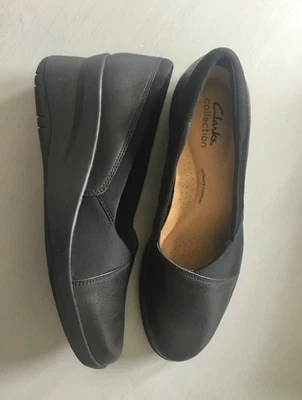 NEW CLARKS SUTTYN WALK BLACK LEATHER SHOES SIZE 7D (41) - Image 1 of 4