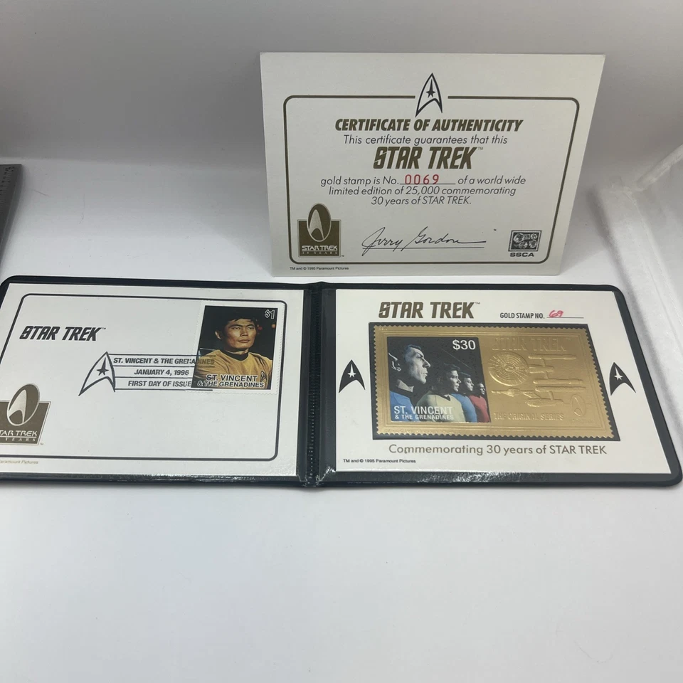 1996 STAR TREK Commemorating 30 Years Of Star Trek St.Vincent 24k Gold Stamp - Image 1 of 4