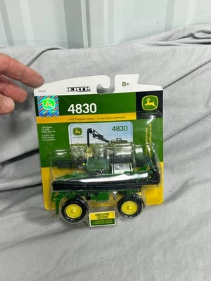 John Deere 4830 Self Propelled Sprayer 1:64 Ertl Diecast NIP RARE Employee Editi - Image 1 of 4