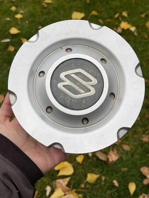 Tapa central Suzuki Vitara XL7 2000/2004 OEM 43250-52D50 2455 Foto 1 de 4