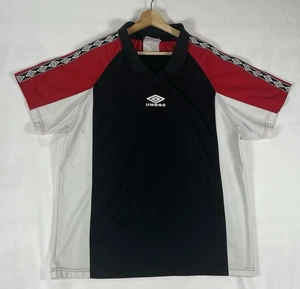 Vintage Umbro Soccer Football Blank Jersey Black white Red Middle Logo Sz M - Foto 1 di 12