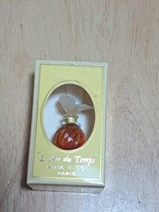 Vintage Mini L' Air Du Temps Nina Ricci Perfume w Doves 1/13 Fl Oz - Picture 1 of 6