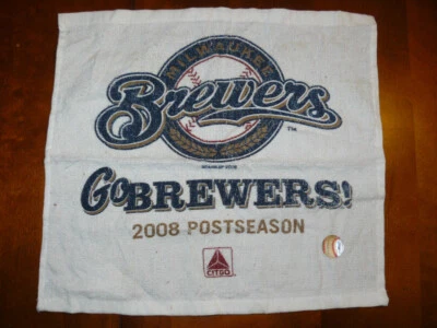 Toalla de postemporada Milwaukee Brewers 2008 - Sorteo para todos los fanáticos Foto 1 de 4