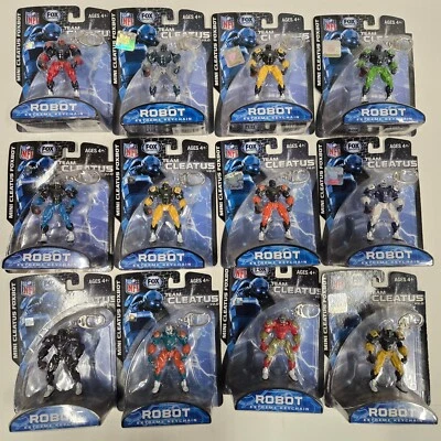 FOAM FANATICS NFL FOX Sports Robot Cleatus Action Figure Key Chain NIB