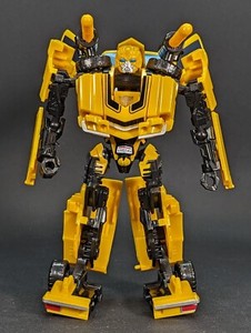 Transformers Movie Tribute 2007 Movie Bumblebee complete Hasbro Generations 2017