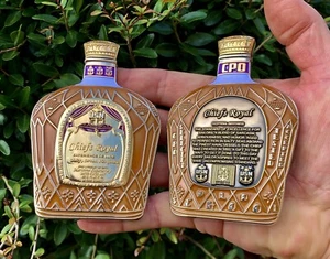 Botella de licor Crown Royal Navy Chief CPO Mess Bar Challenge Moneda FBI CIA Seals👑� - Imagen 1 de 11