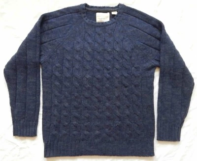 Cable Knit Dark Blue Crew Neck Sweater - XL Mens Pullover Acrylic Weatherproof - Image 1 of 4