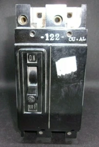 Disyuntor de circuito TE22020 General Electric tipo GE TE 2 polos 20 amperios 240 V - Imagen 1 de 4
