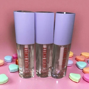 Bath & Body Works - 4Ever Sweet x Sweethearts Lip Oil Candy Collab Lot Of 3 - Picture 1 of 7